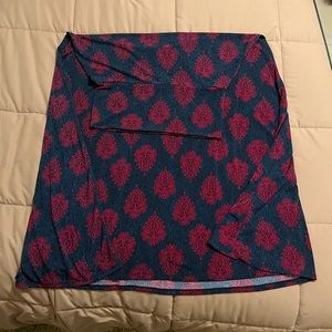 LuLaRoe long maxi shirt duos as a flowy sleeveless a-line midi dress